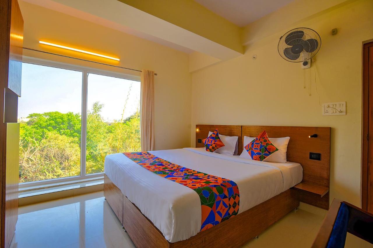 Fabhotel Gr Lake View - Btm Layout Bangalore Eksteriør billede