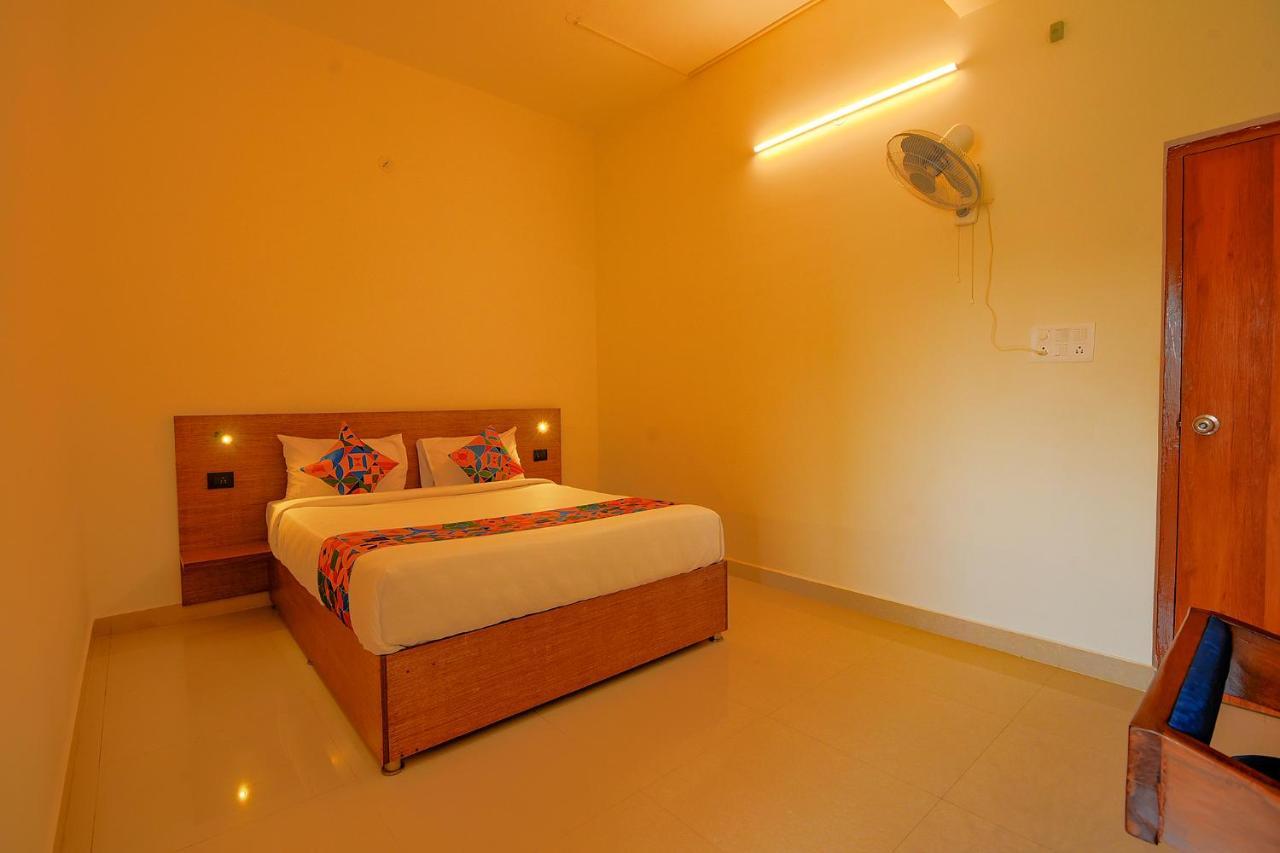 Fabhotel Gr Lake View - Btm Layout Bangalore Eksteriør billede