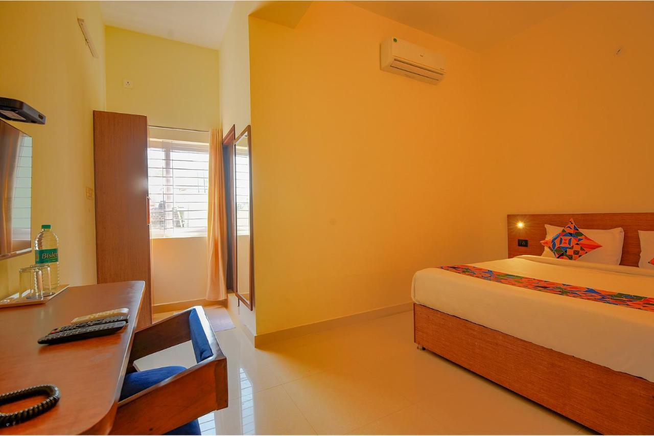 Fabhotel Gr Lake View - Btm Layout Bangalore Eksteriør billede