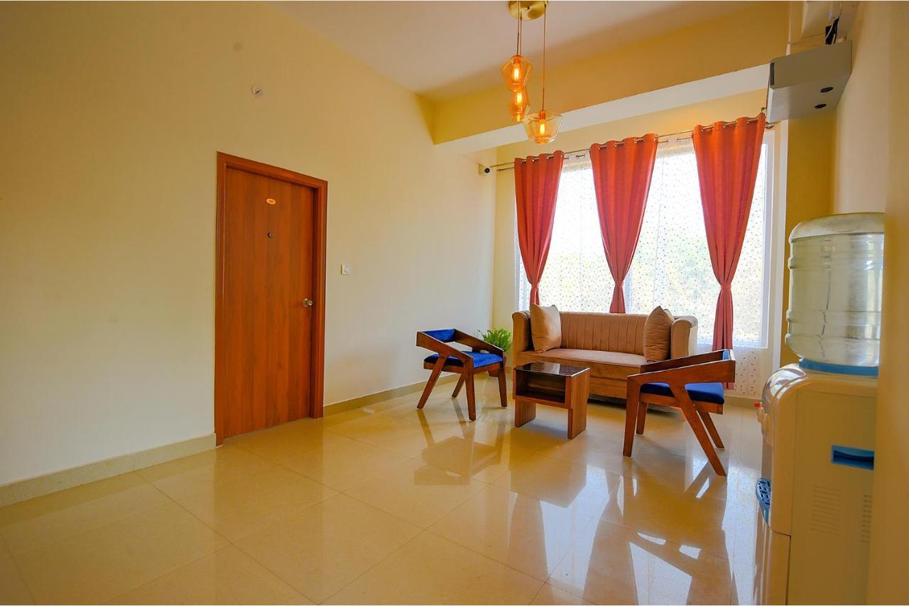 Fabhotel Gr Lake View - Btm Layout Bangalore Eksteriør billede